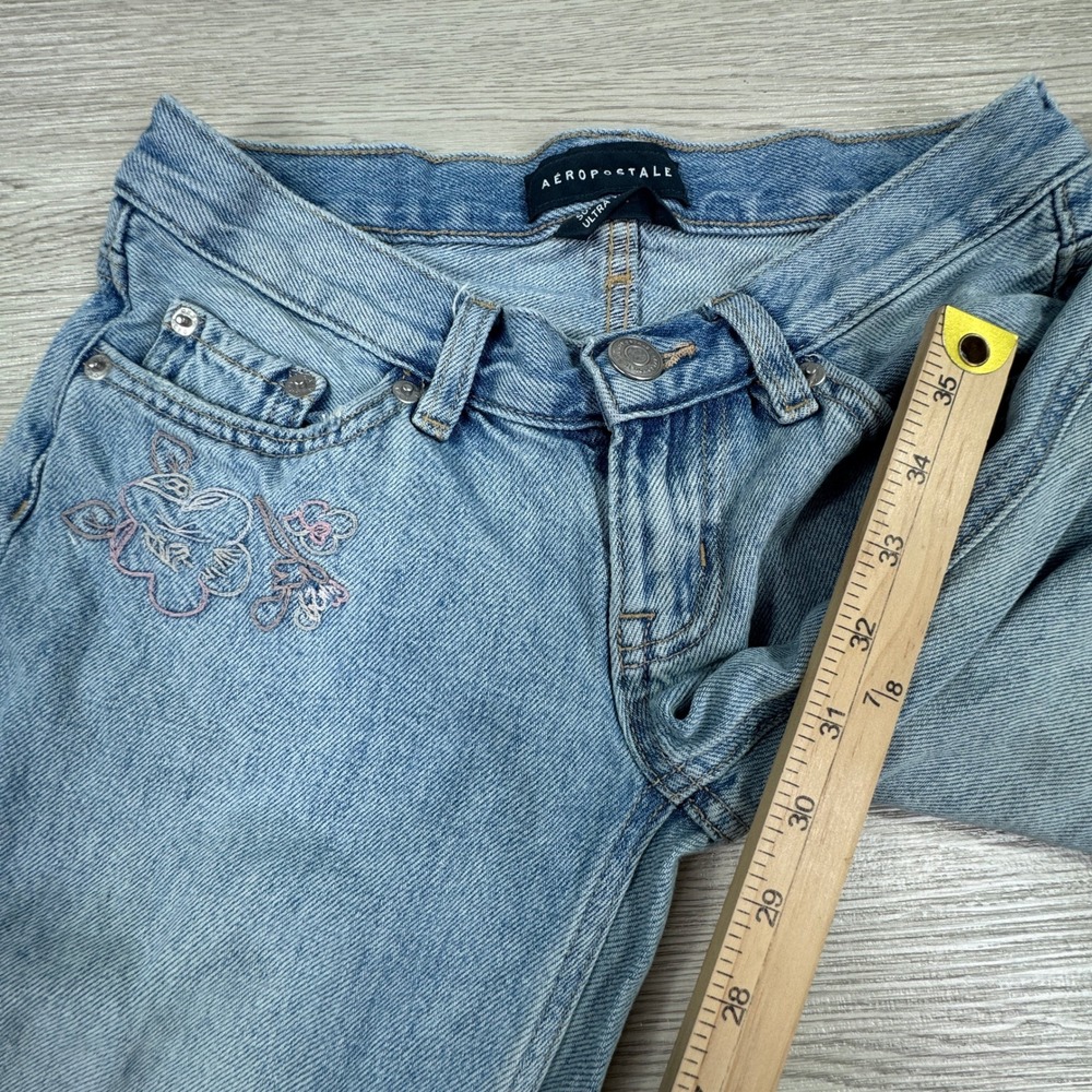 Aeropostale Women Jeans Super Low Rise Ultra Wide Leg Light Wash Floral Sz 28(?) - Picture 4 of 8
